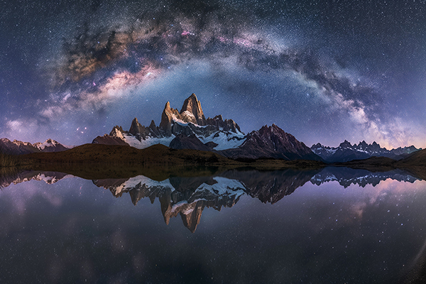 Argentina_Mountains_Lake_Patagonia_Reflection