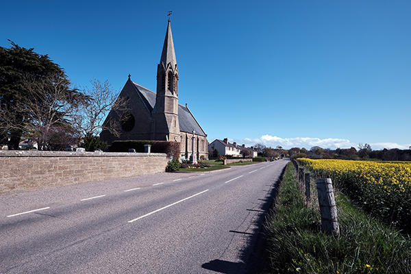 Scotland_Roads_Church_Duffus